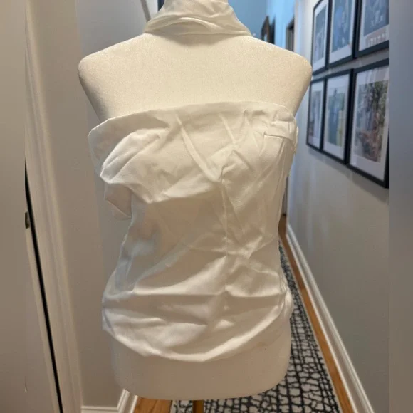 SHEIN White Asymmetrical Sleeveless Crop Top - Picture 3 of 7